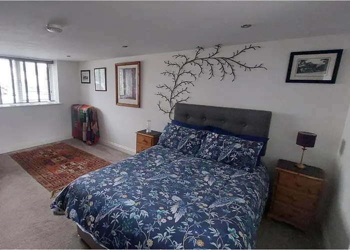 度假居 1 Bed Flat - Sleeps 4 - Garden - Parking - Wifi